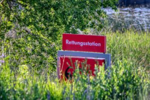 12 overthinking prompts that help