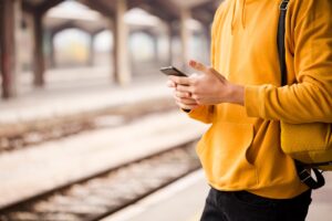 Commuter Nap Defense: 8 Reasons People Sleep Differently